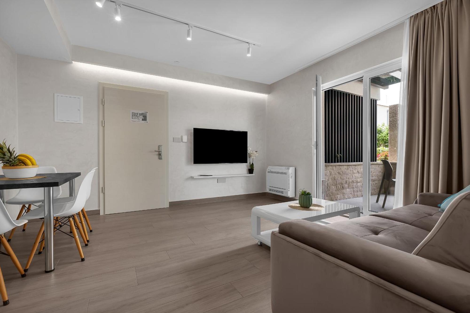 Villa Olea Prestige Промайна Екстериор снимка